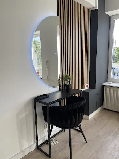 BEAUTY GLAMOUR Wiktoria Derleta